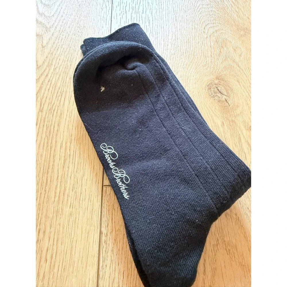 Brooks Brothers Mens Navy Blue Ribbed Mid Calf Dress Socks Script Logo USA Made